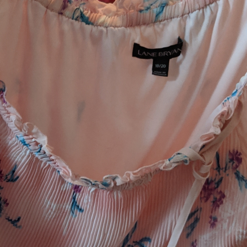 Lane Bryant Pleated Organza Romantic Blouse - Picture 3 of 3